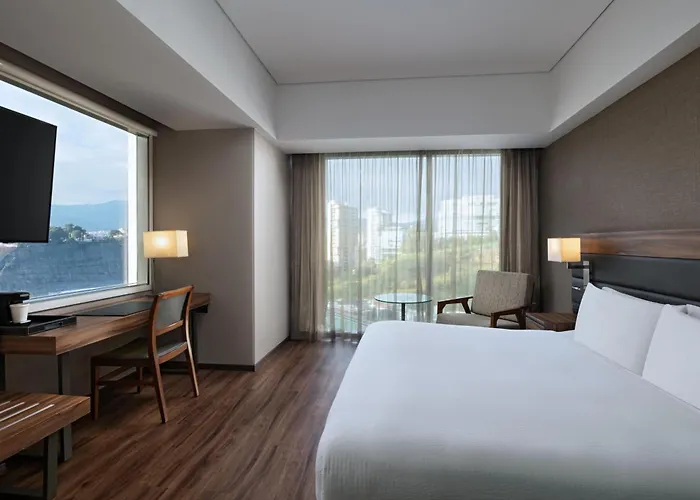 Hotel Ac By Marriott Santa Fe 4*